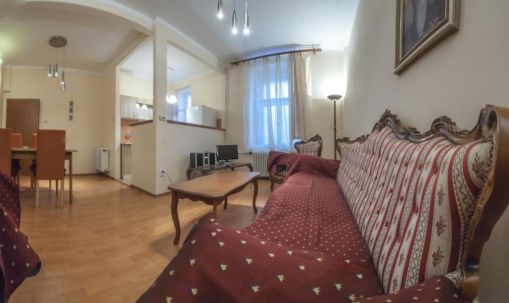New Luxury Praga